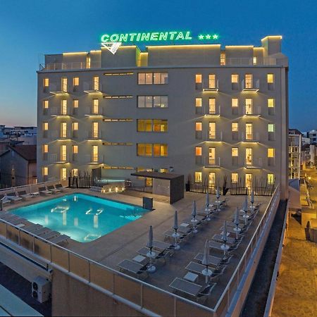 Hotel Continental & Residence Габиче Маре Екстериор снимка