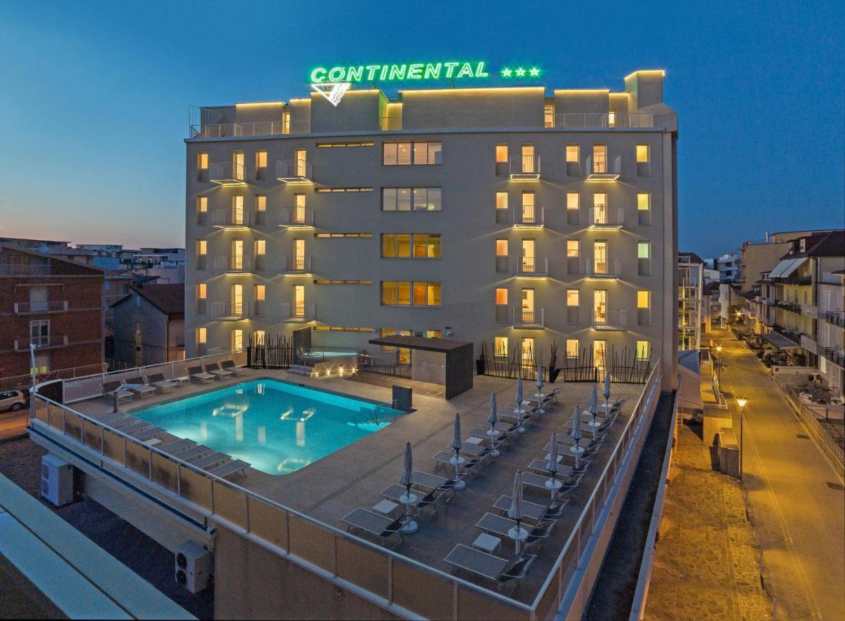 Hotel Continental & Residence Габиче Маре Екстериор снимка